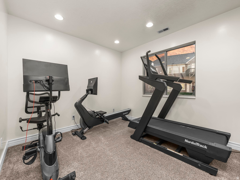 9242 N EMERALD LAKE CV Cedar Hills, UT 84062