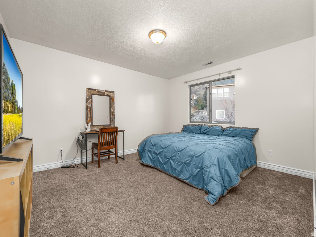 9242 N EMERALD LAKE CV Cedar Hills, UT 84062