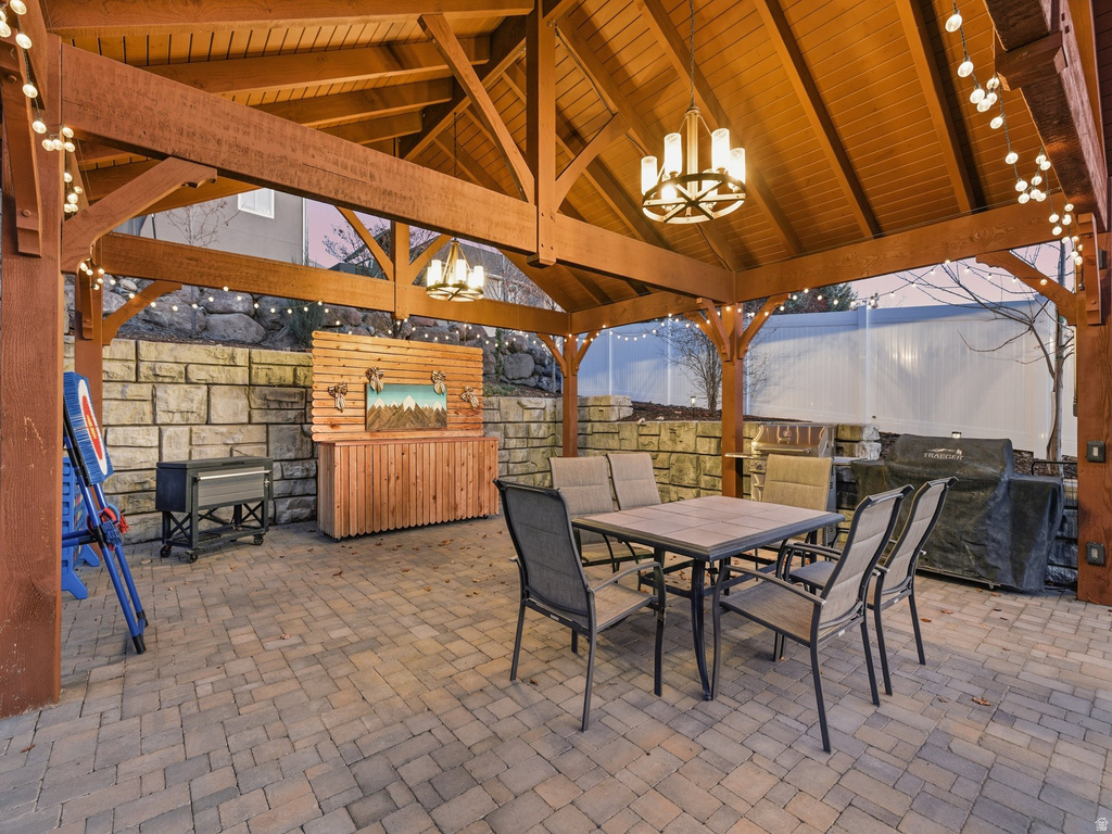 9242 N EMERALD LAKE CV Cedar Hills, UT 84062