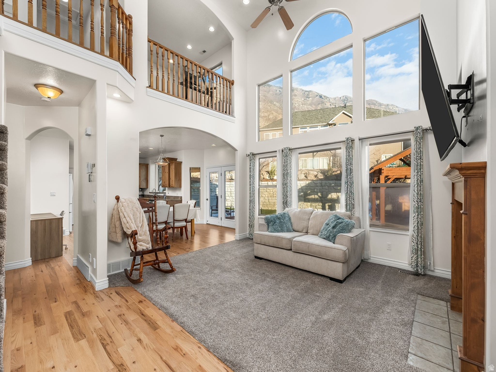 9242 N EMERALD LAKE CV Cedar Hills, UT 84062