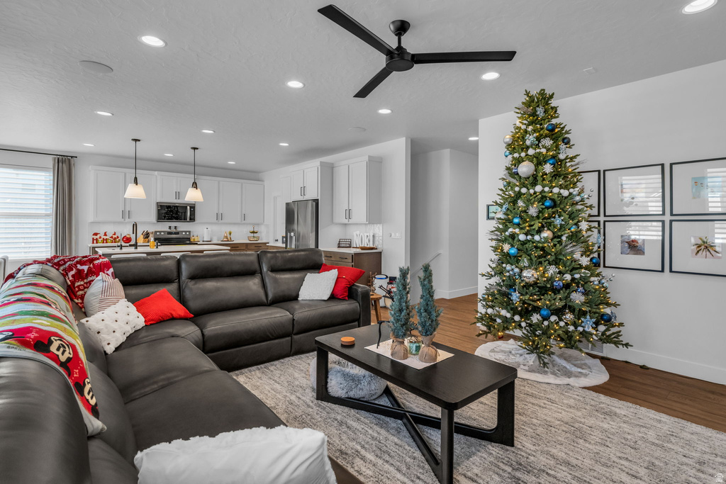 4590 N OKTOBERFEST WAY Eagle Mountain, UT 84005