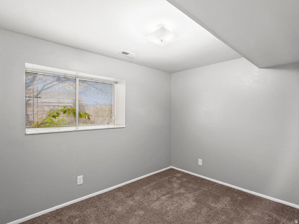 5352 W WESTSLOPE DR Kearns, UT 84118