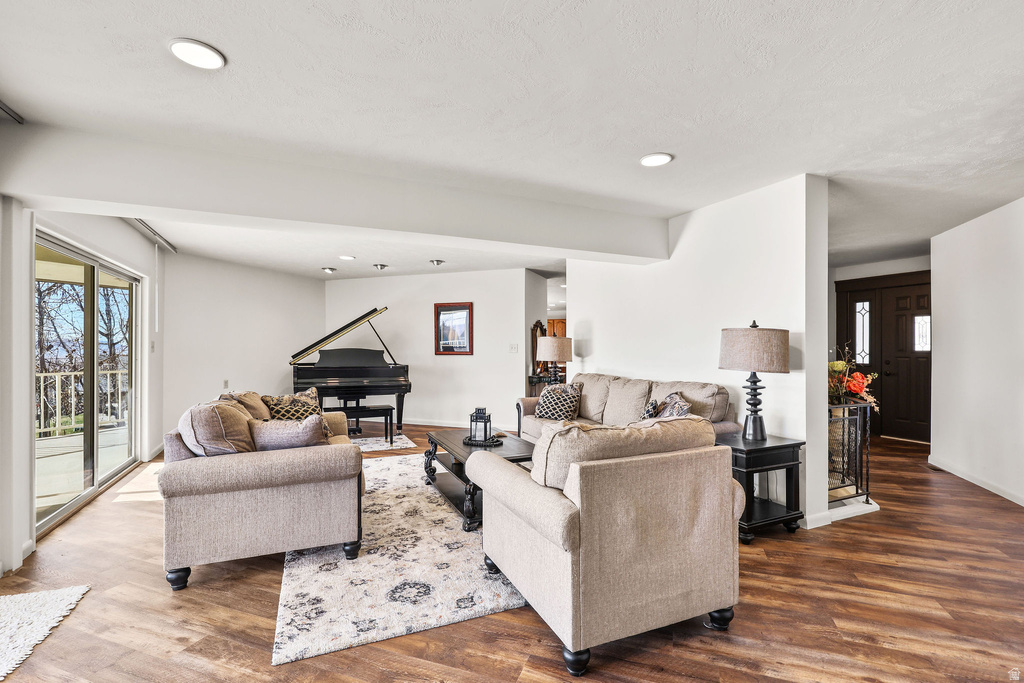 397 W 4125 N Pleasant View, UT 84414