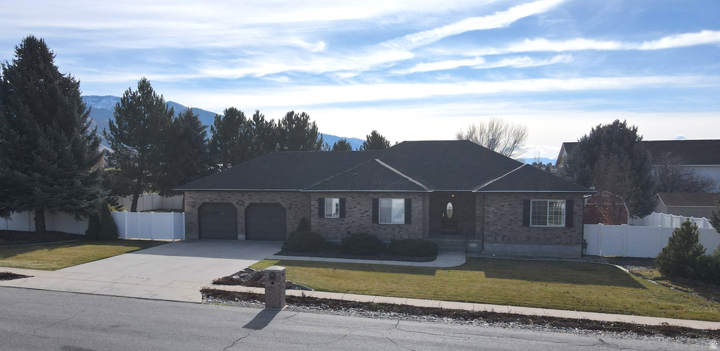 290 E 450 S Hyde Park, UT 84318