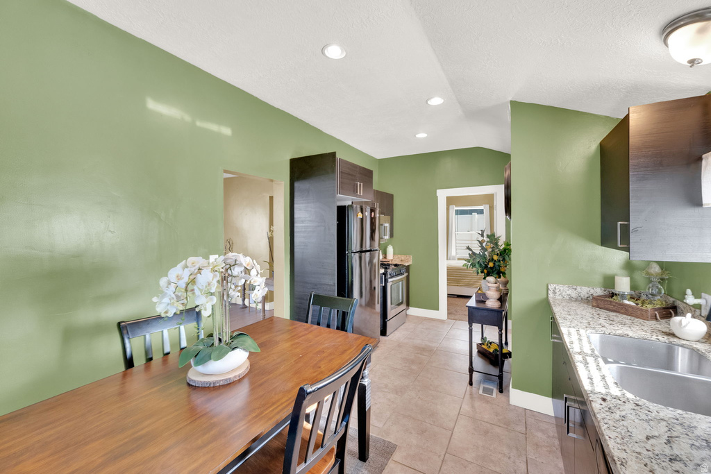 110 E MAIN ST. Sandy, UT 84070