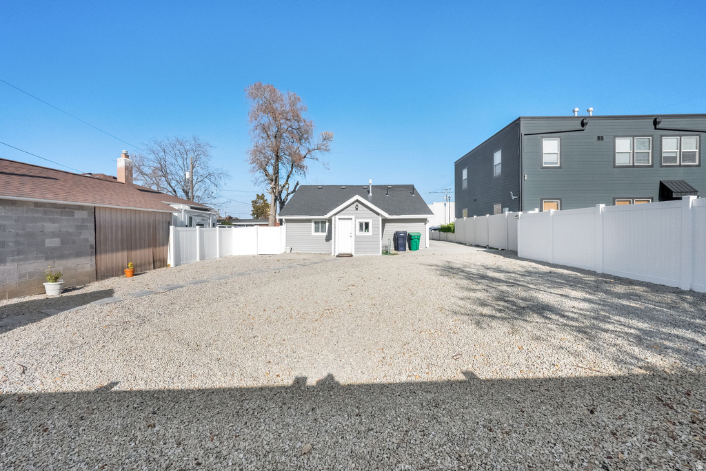 110 E MAIN ST. Sandy, UT 84070