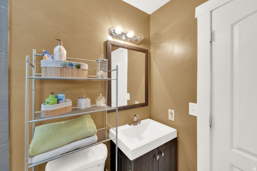 110 E MAIN ST. Sandy, UT 84070