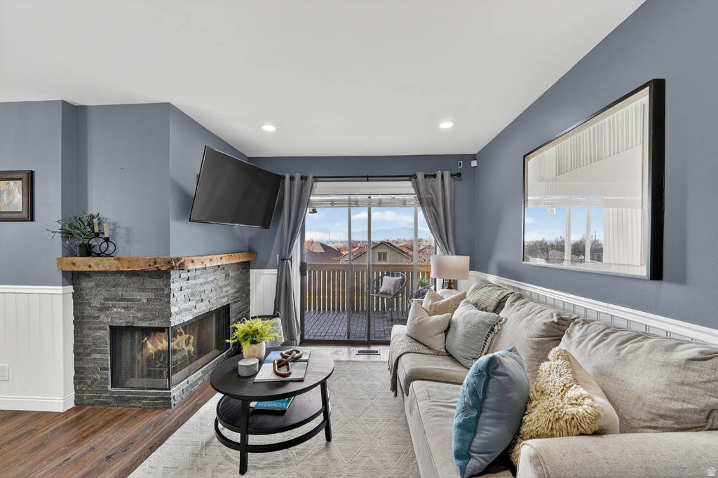 9144 S JEFFERSON PL Sandy, UT 84070