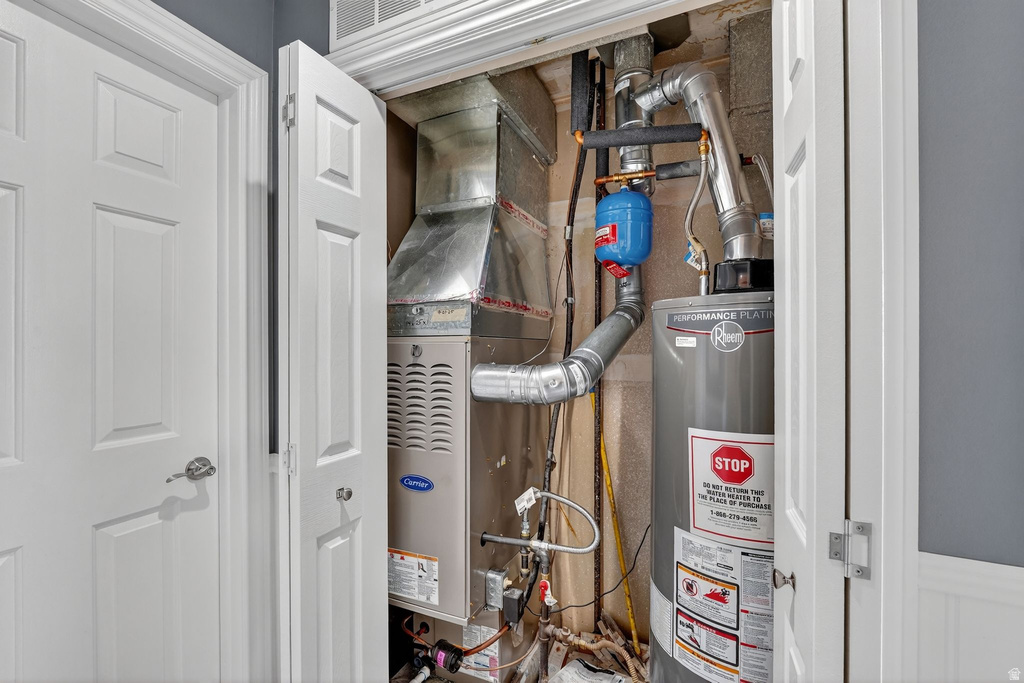 9144 S JEFFERSON PL Sandy, UT 84070