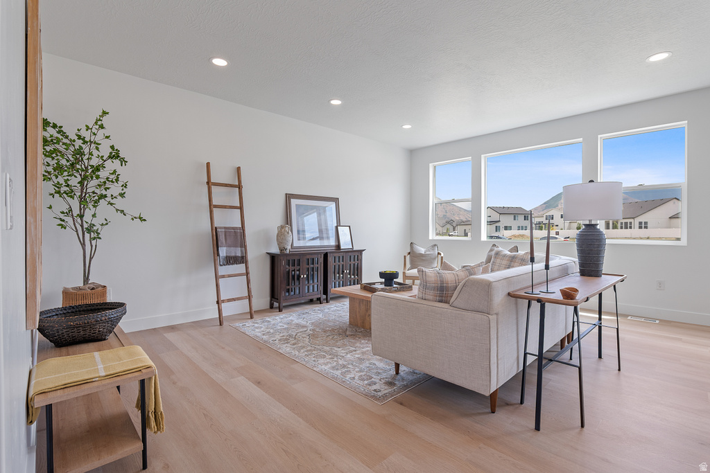 65 S STARLIGHT LN #300 Mapleton, UT 84664