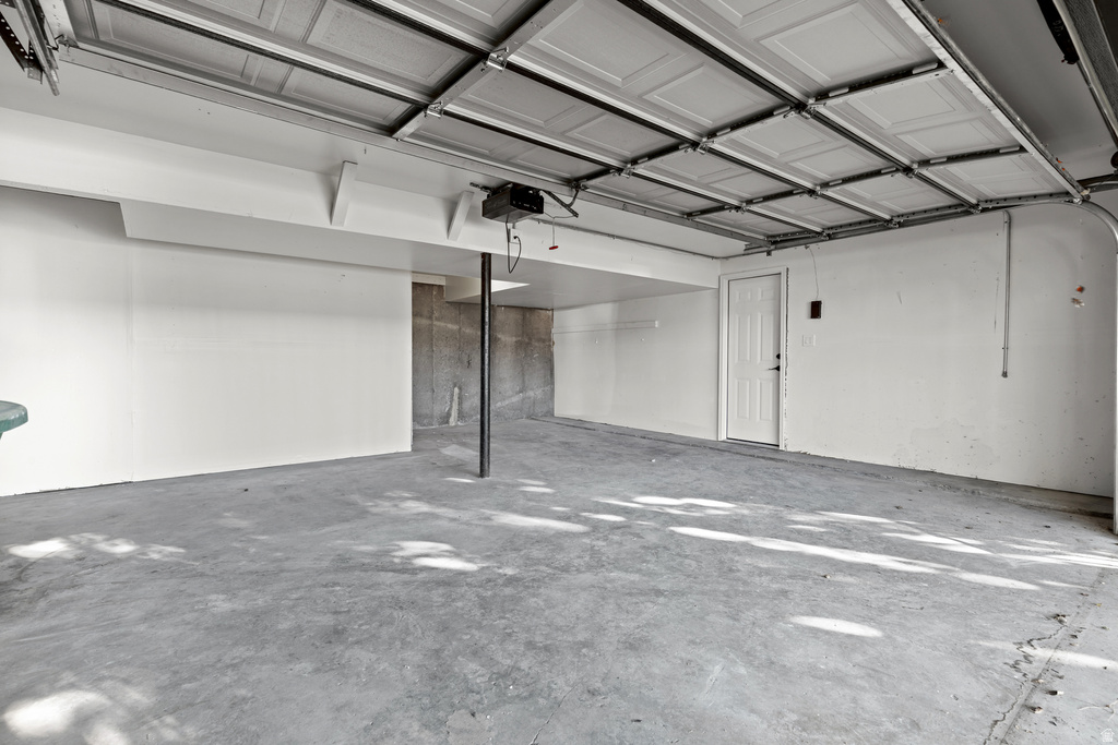 8657 S 910 E Sandy, UT 84094