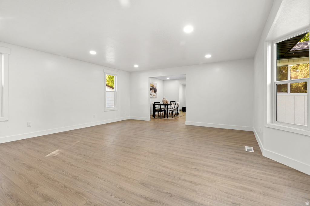 8657 S 910 E Sandy, UT 84094