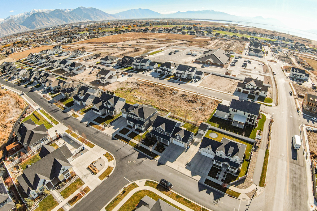 68 E ZINFANDEL LN Vineyard, UT 84059