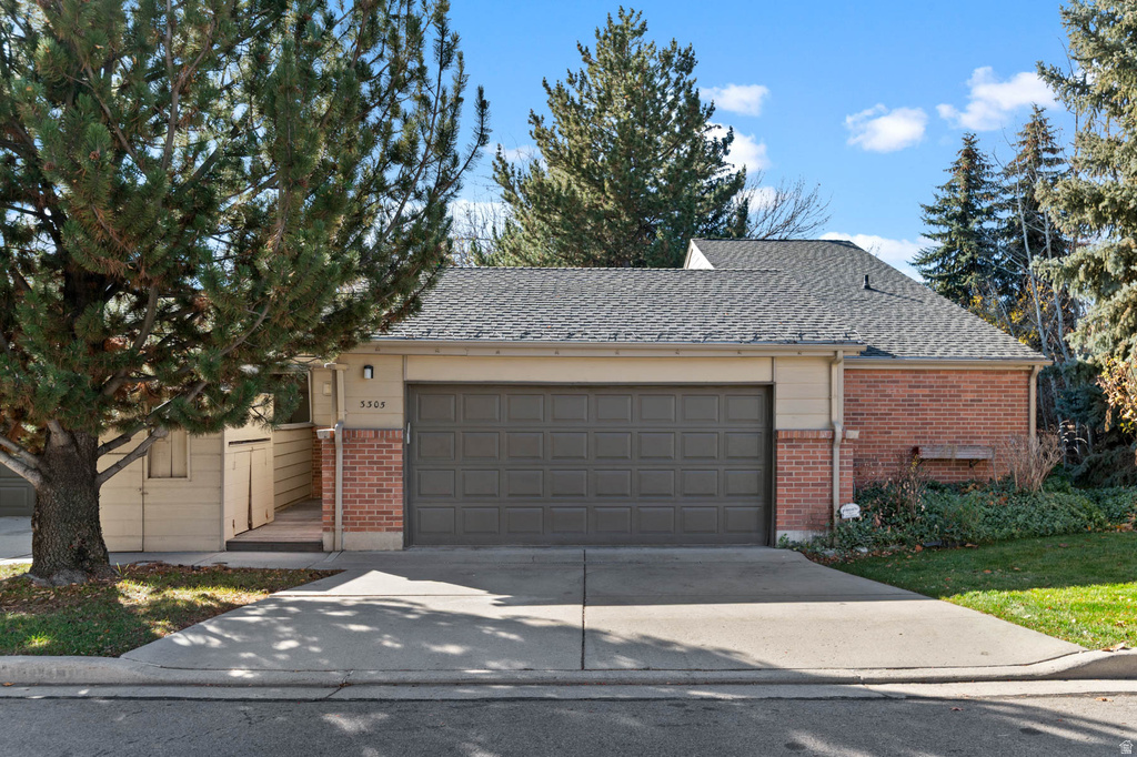 3305 N SHADOWBROOK CIR Provo, UT 84604