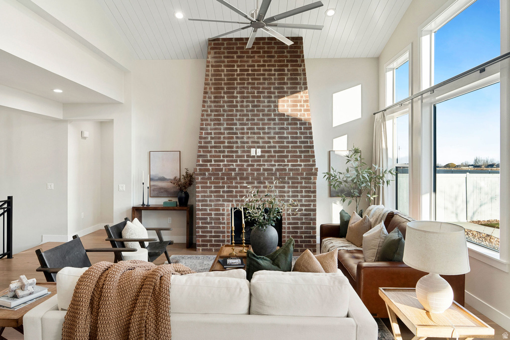 733 W LIGHTHOUSE DR Saratoga Springs, UT 84045