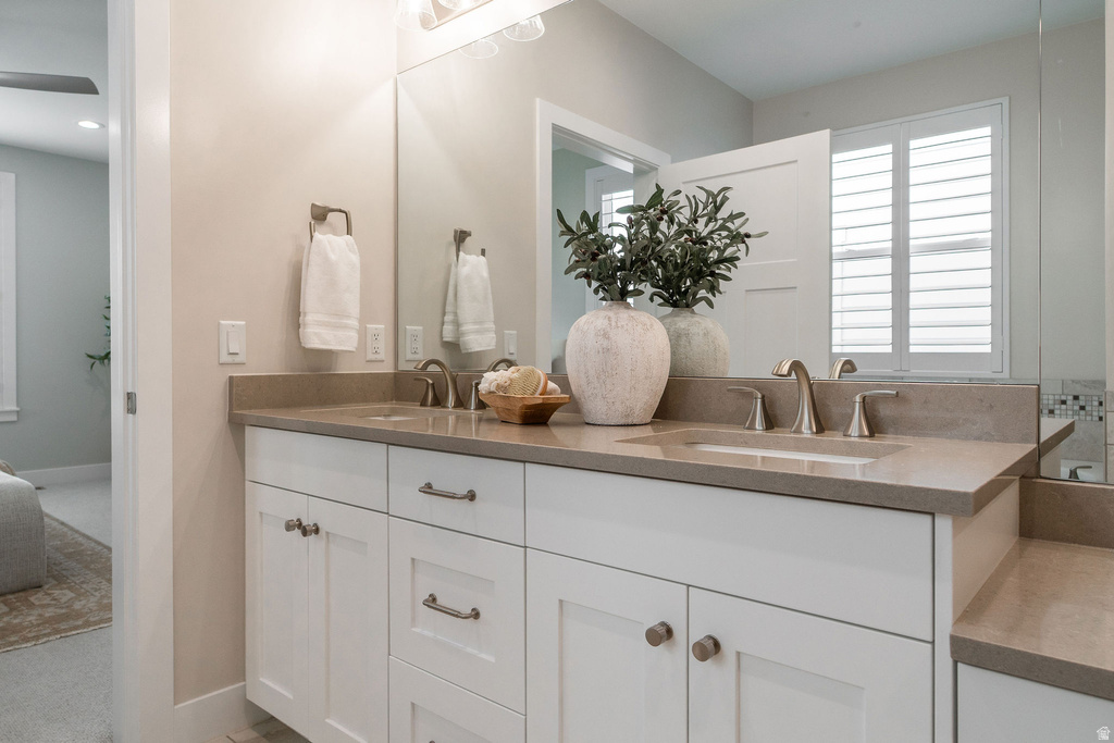 733 W LIGHTHOUSE DR Saratoga Springs, UT 84045