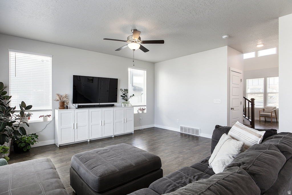 1557 N WOODSIDE DR Spanish Fork, UT 84660