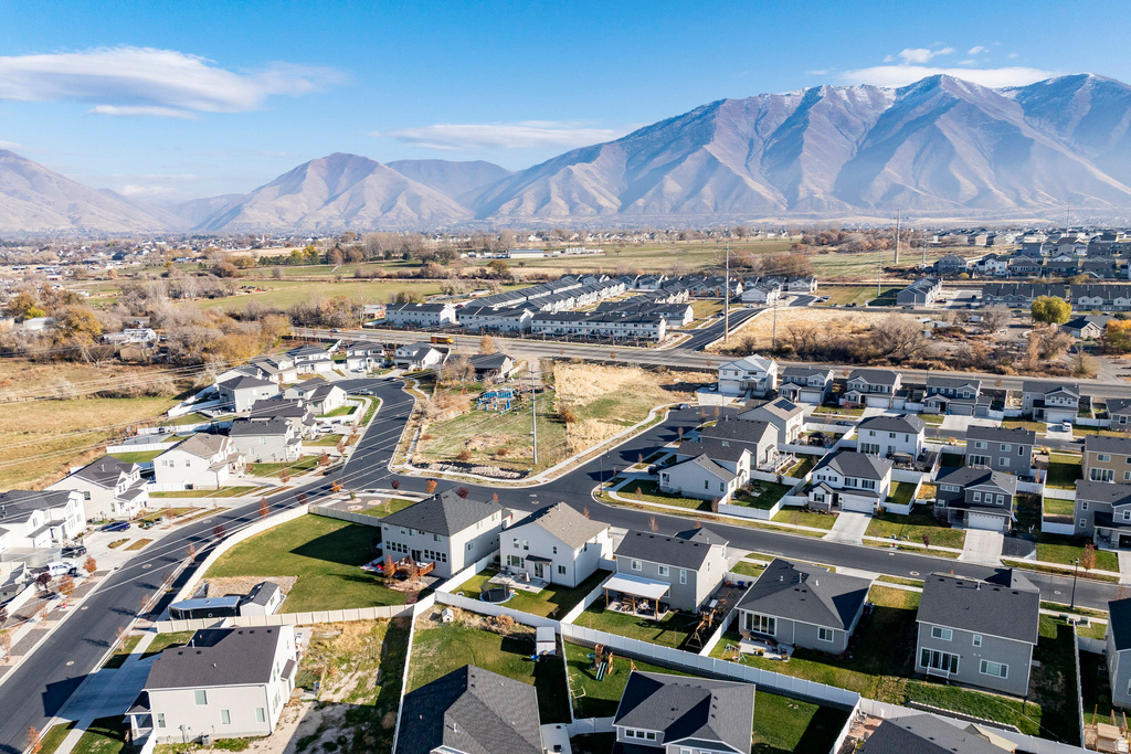 1557 N WOODSIDE DR Spanish Fork, UT 84660