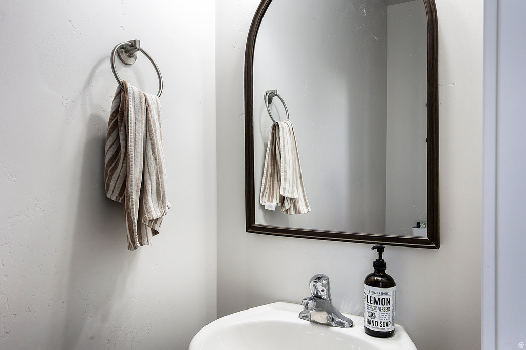 1557 N WOODSIDE DR Spanish Fork, UT 84660