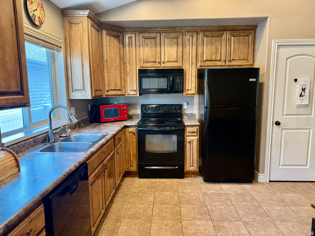 1526 E SHADOW DR Eagle Mountain, UT 84005