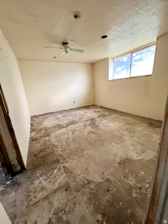 3950 S 3485 W West Valley City, UT 84119