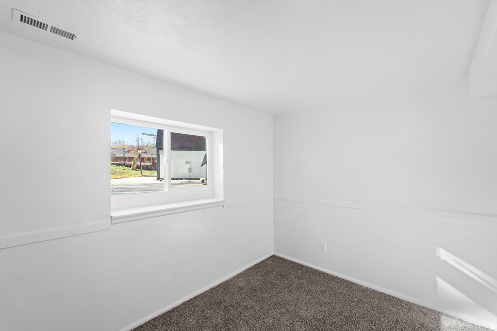 7057 W CIMMARRON DR West Valley City, UT 84128