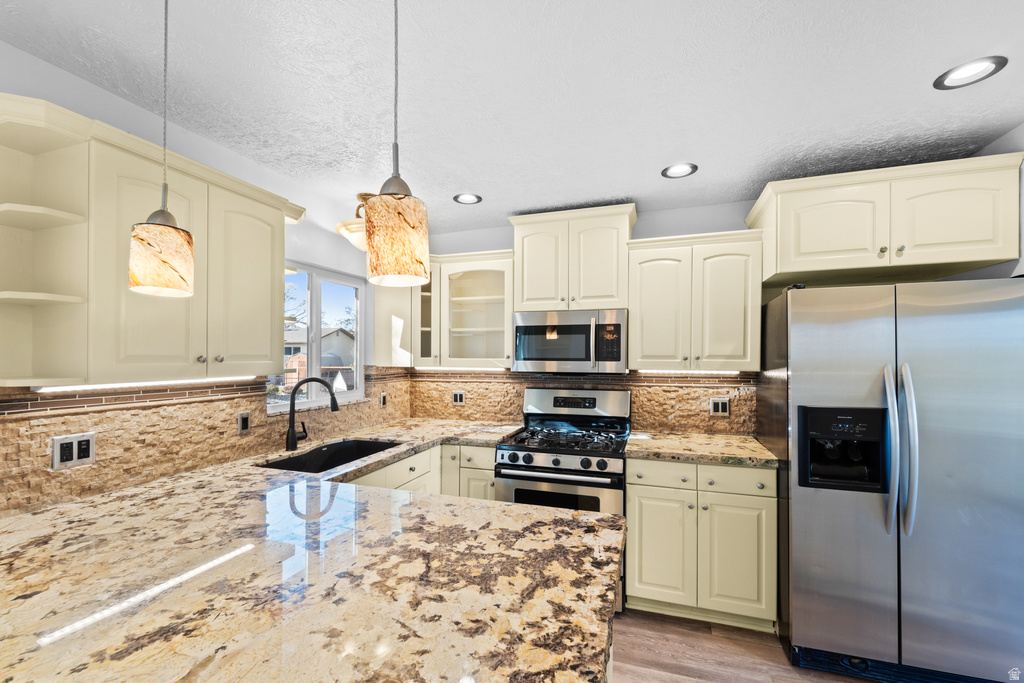 7057 W CIMMARRON DR West Valley City, UT 84128