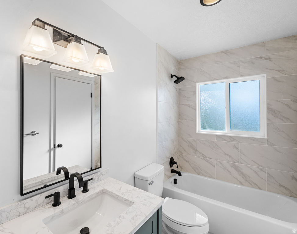 7057 W CIMMARRON DR West Valley City, UT 84128