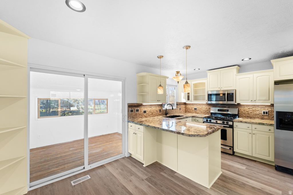 7057 W CIMMARRON DR West Valley City, UT 84128