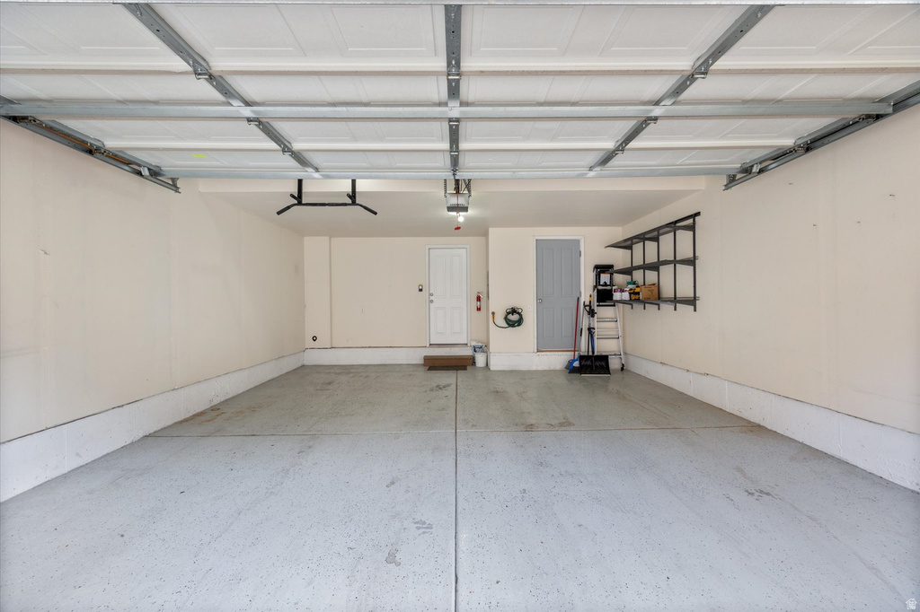 907 N FARMINGTON CROSSING Farmington, UT 84025