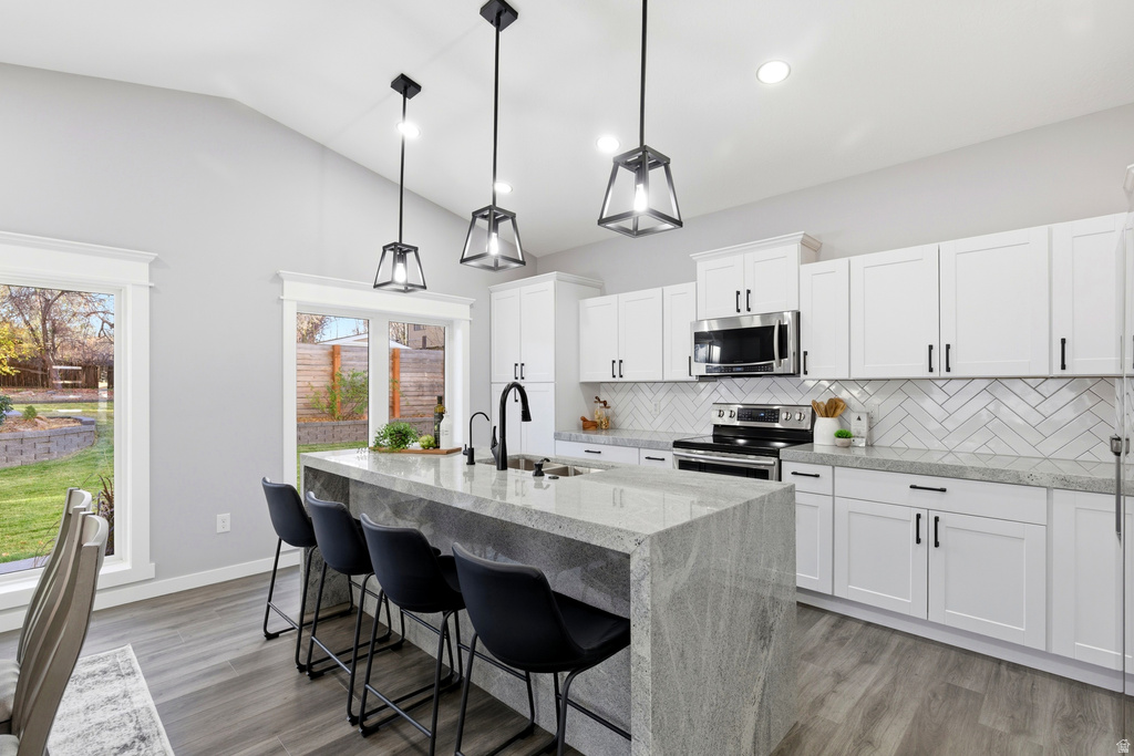 1972 E LA CRESTA DR Cottonwood Heights, UT 84121