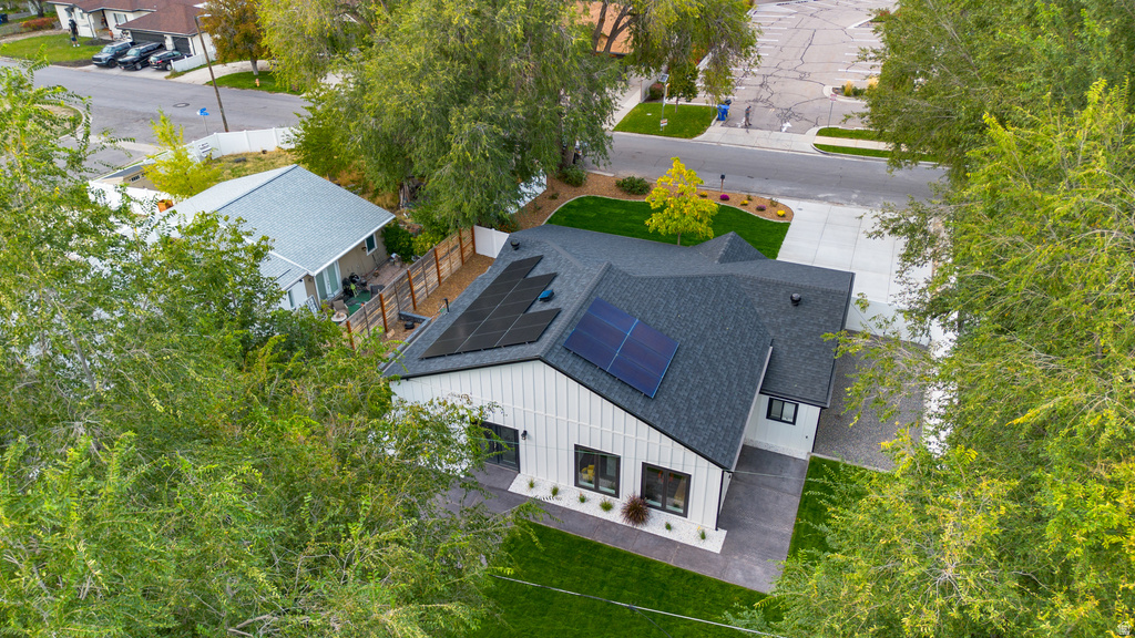 1972 E LA CRESTA DR Cottonwood Heights, UT 84121