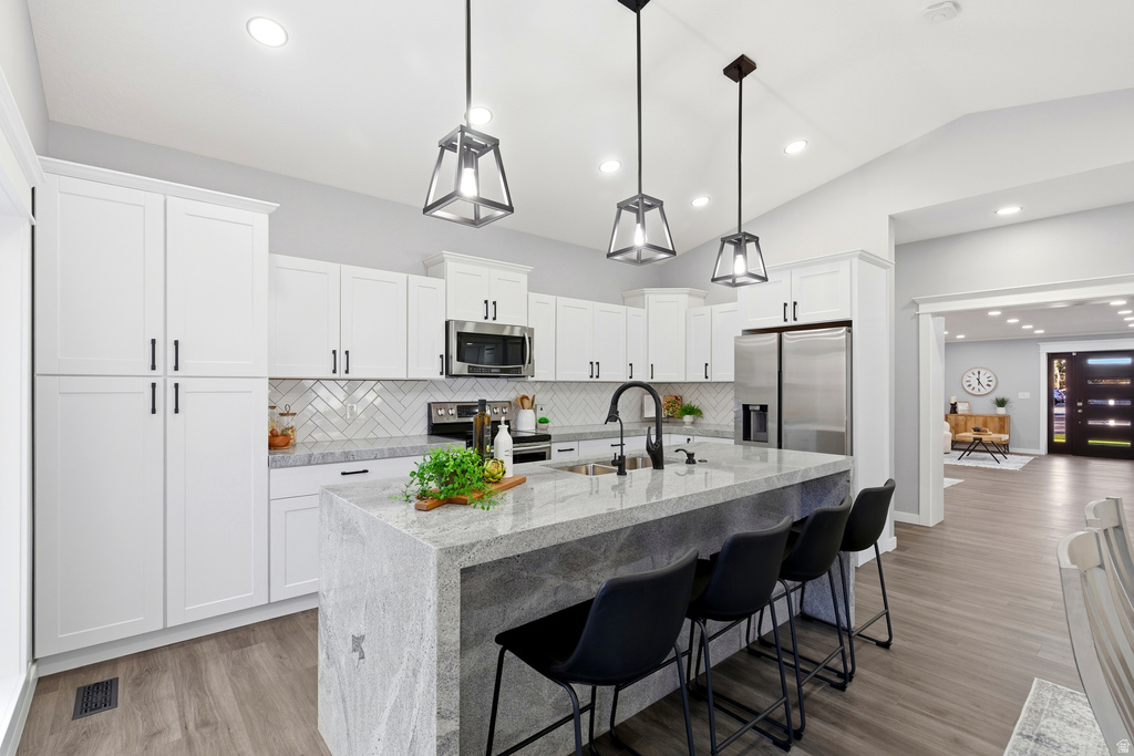 1972 E LA CRESTA DR Cottonwood Heights, UT 84121