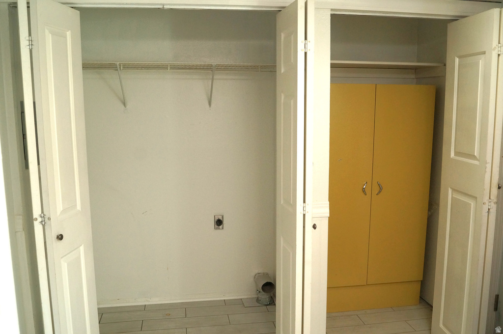 5197 S GRAVENSTEIN PARK #240 Murray, UT 84107