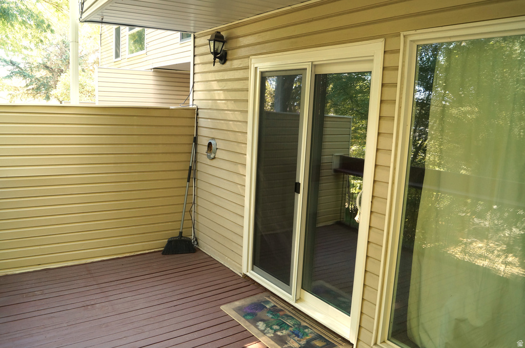 5197 S GRAVENSTEIN PARK #240 Murray, UT 84107