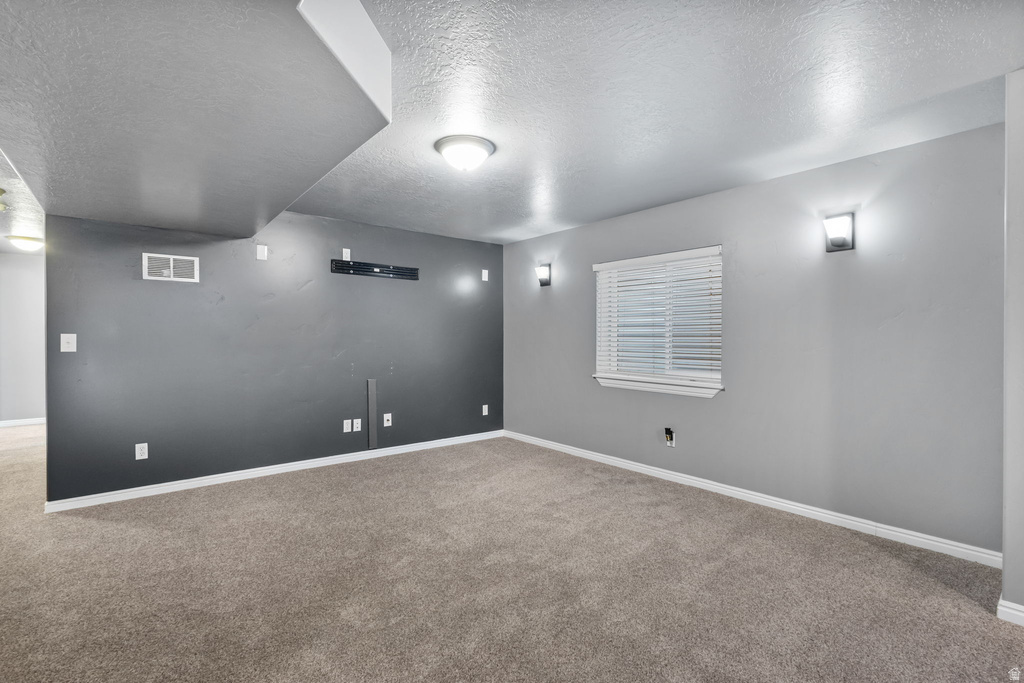 1958 N 2750 W Clinton, UT 84015