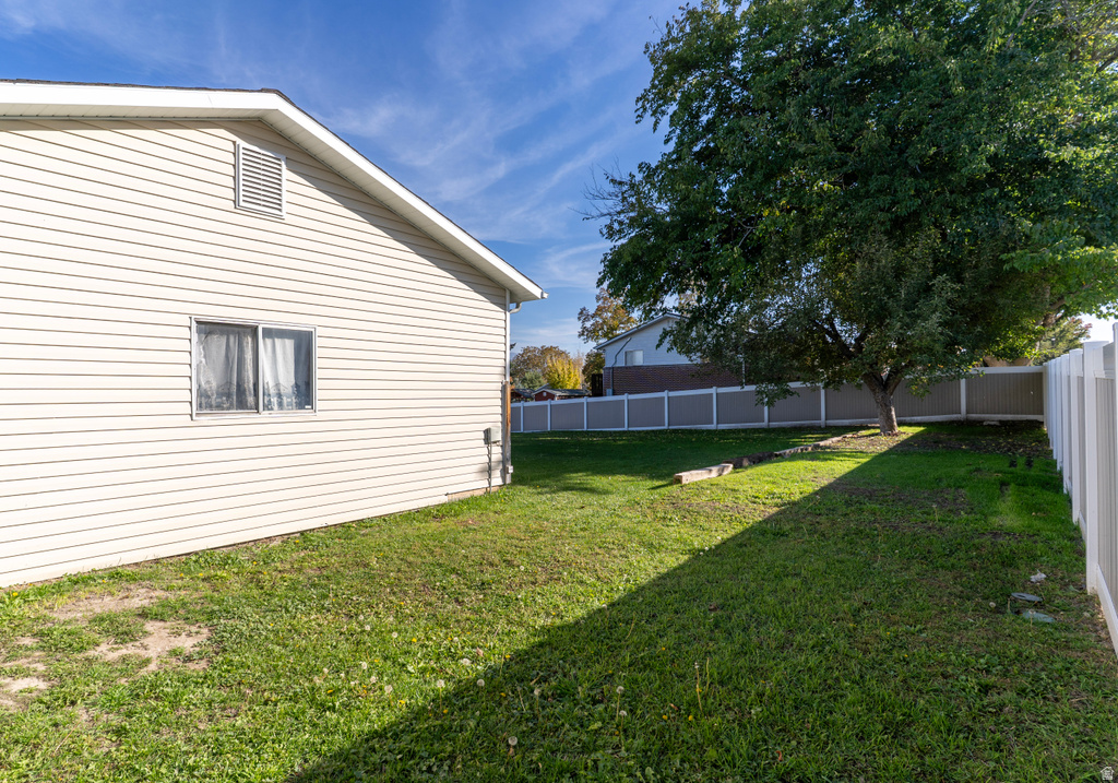 1451 W BLUEMONT DR Taylorsville, UT 84123