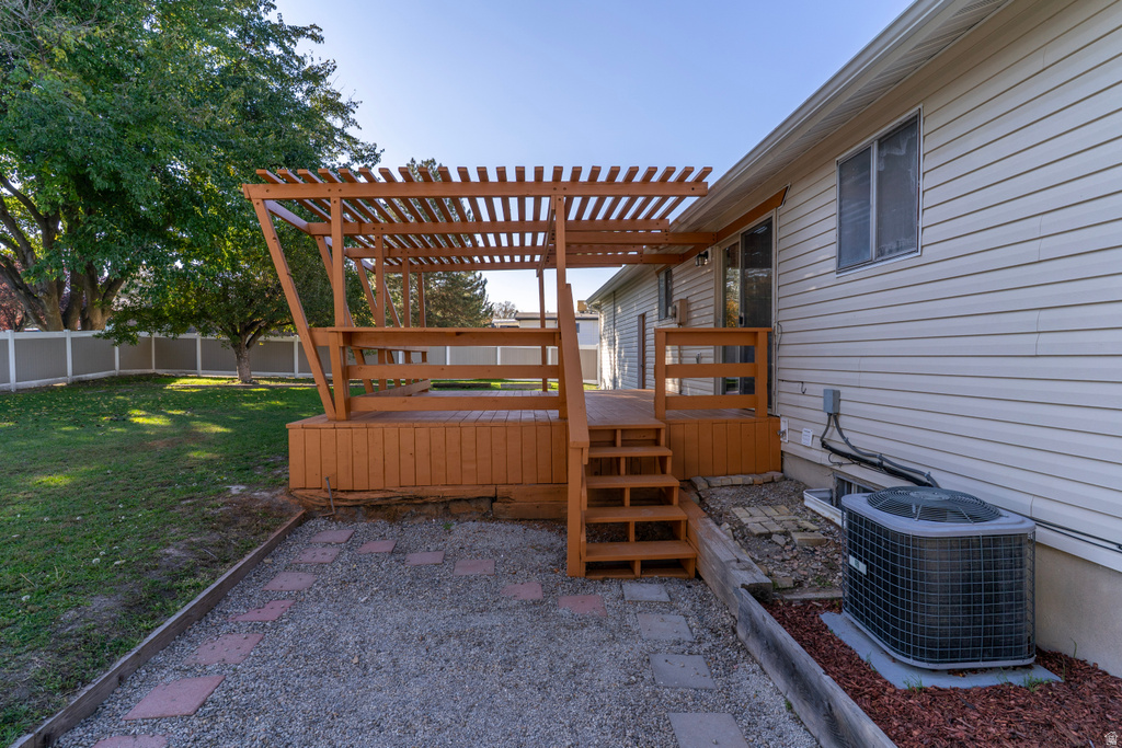 1451 W BLUEMONT DR Taylorsville, UT 84123