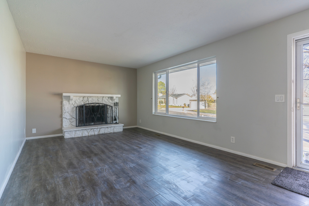 1451 W BLUEMONT DR Taylorsville, UT 84123