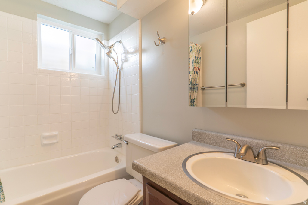 1451 W BLUEMONT DR Taylorsville, UT 84123