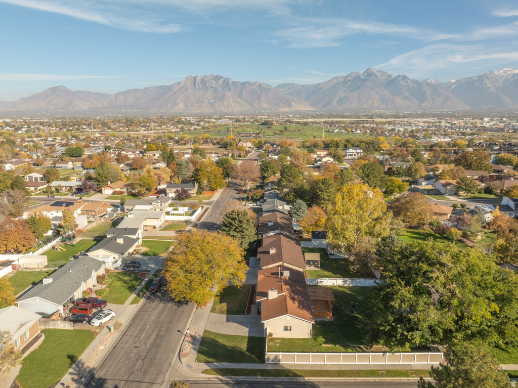 1451 W BLUEMONT DR Taylorsville, UT 84123
