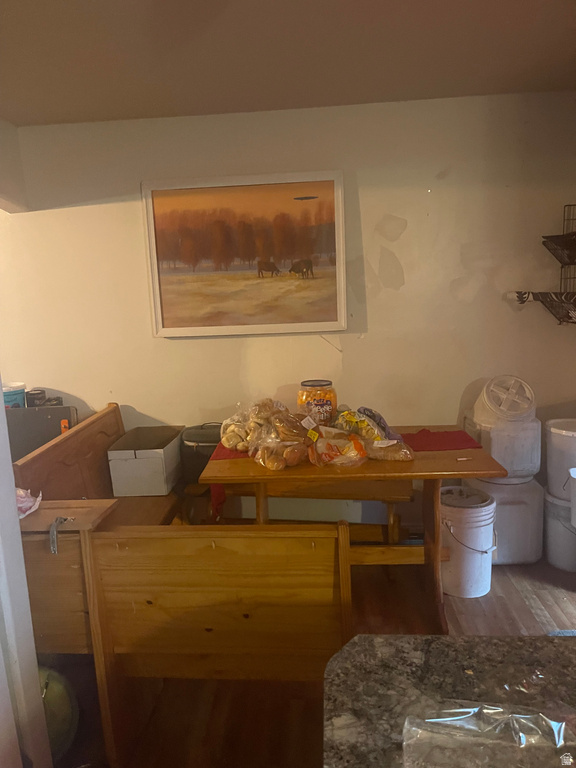 5615 S HONEYSUCKLE WAY Salt Lake City, UT 84118