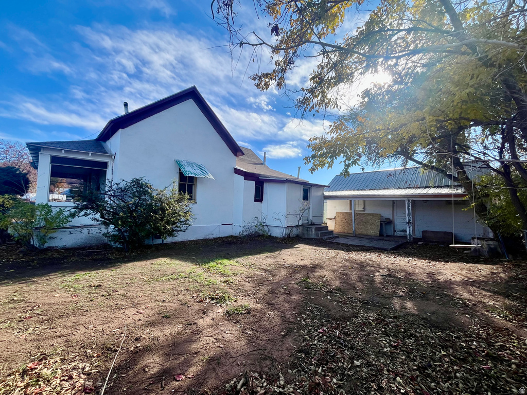 94 E 100 N Moab, UT 84532