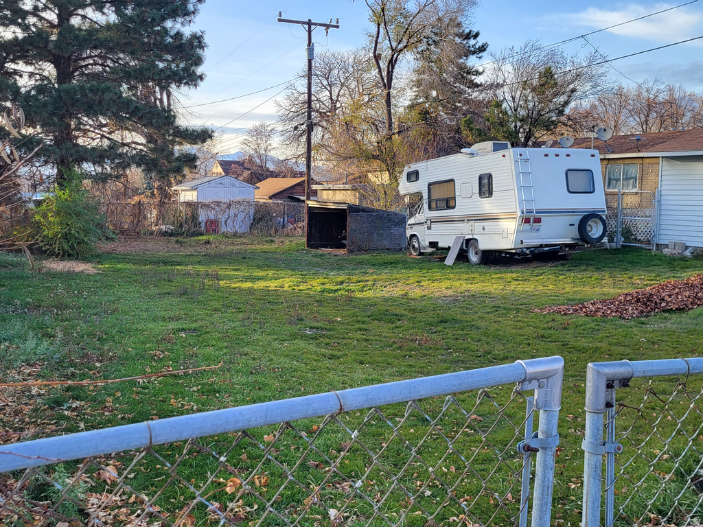 8772 S 120 E Sandy, UT 84070