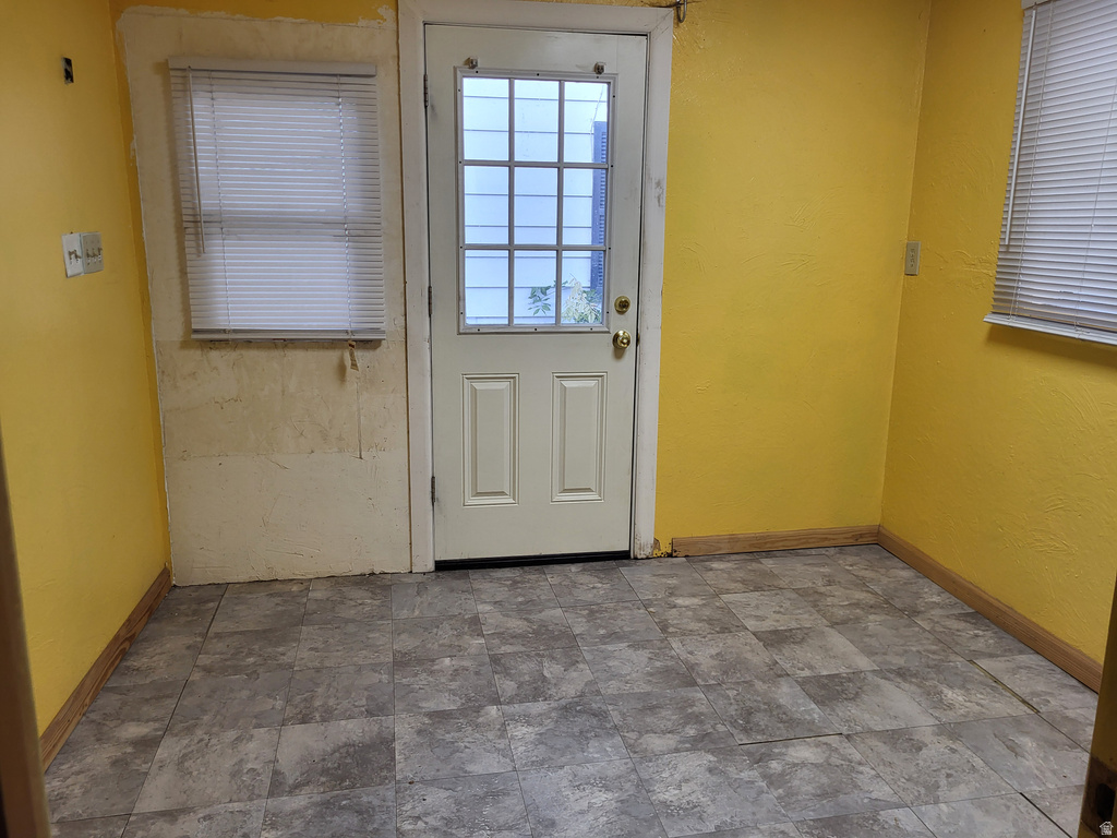 8772 S 120 E Sandy, UT 84070