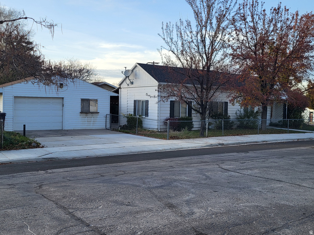 8772 S 120 E Sandy, UT 84070