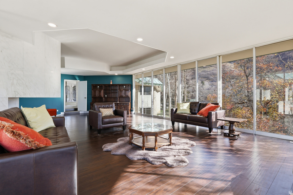 2790 E LANCASTER DR Salt Lake City, UT 84108