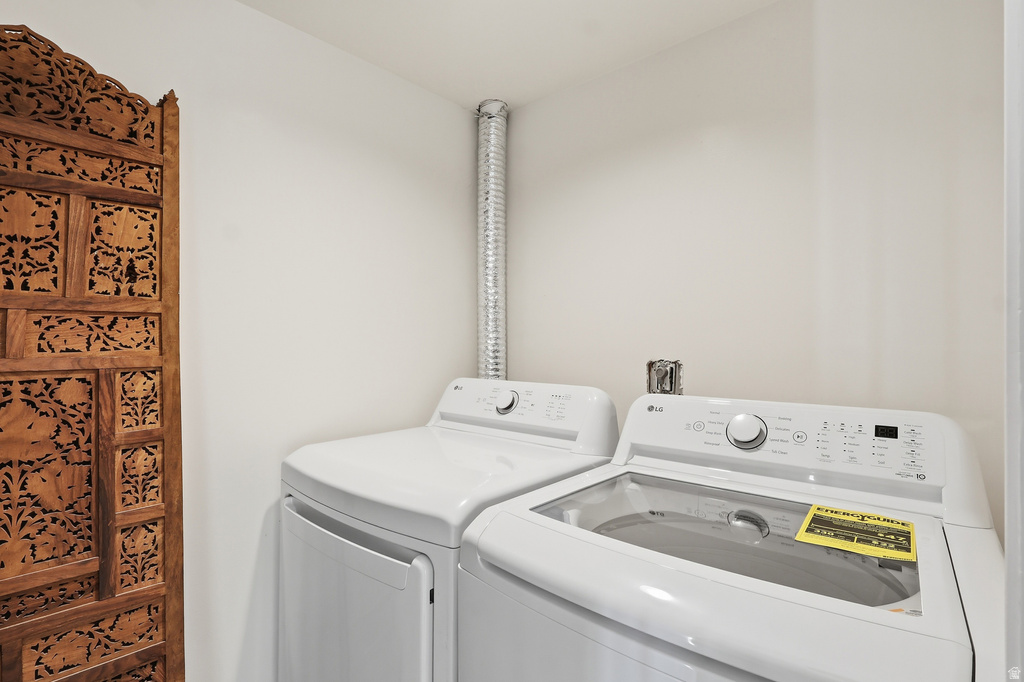 2790 E LANCASTER DR Salt Lake City, UT 84108