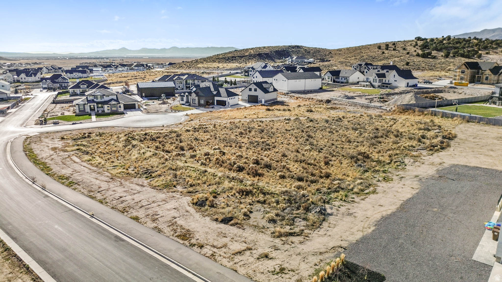 9709 N HIBISCUS LN Eagle Mountain, UT 84005