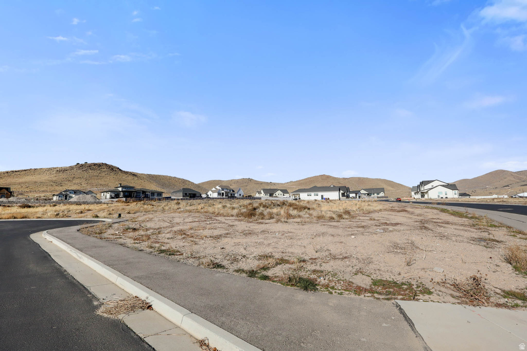 9709 N HIBISCUS LN Eagle Mountain, UT 84005